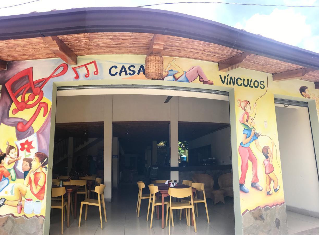 Hotel Casa Vinculos เอสเตลิ ภายนอก รูปภาพ