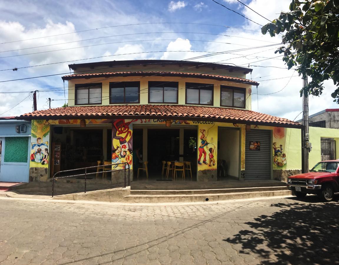 Hotel Casa Vinculos เอสเตลิ ภายนอก รูปภาพ
